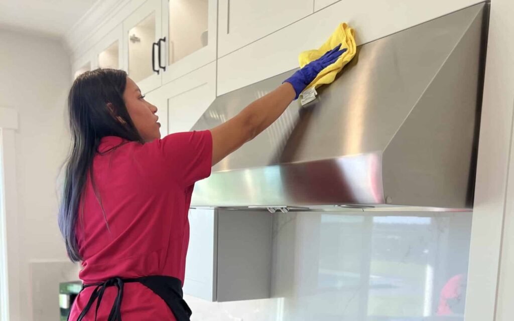 professional move-out cleaning kitchen Sacramento
